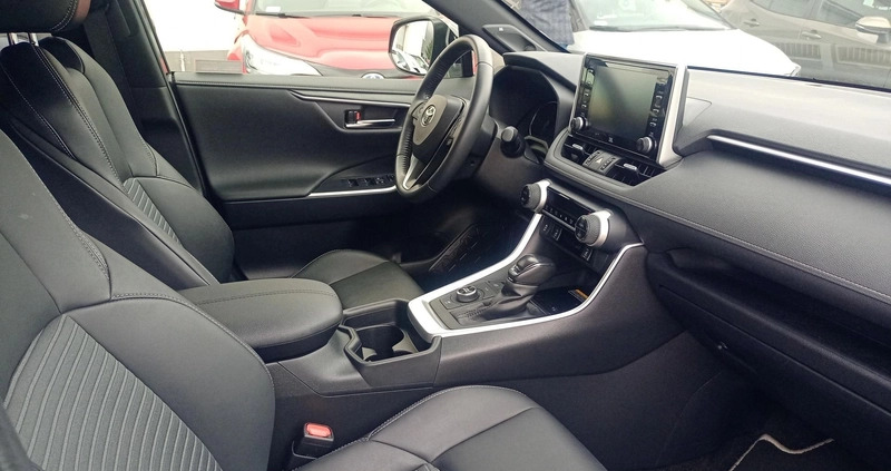 Toyota RAV4 cena 182900 przebieg: 34524, rok produkcji 2021 z Wyszogród małe 154